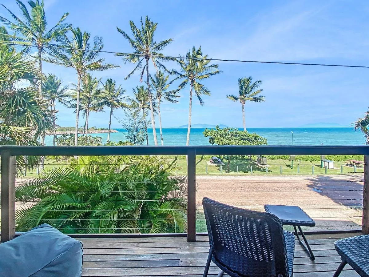 Apartment Beachside Palms Unit 1 Nelly Bay Australien